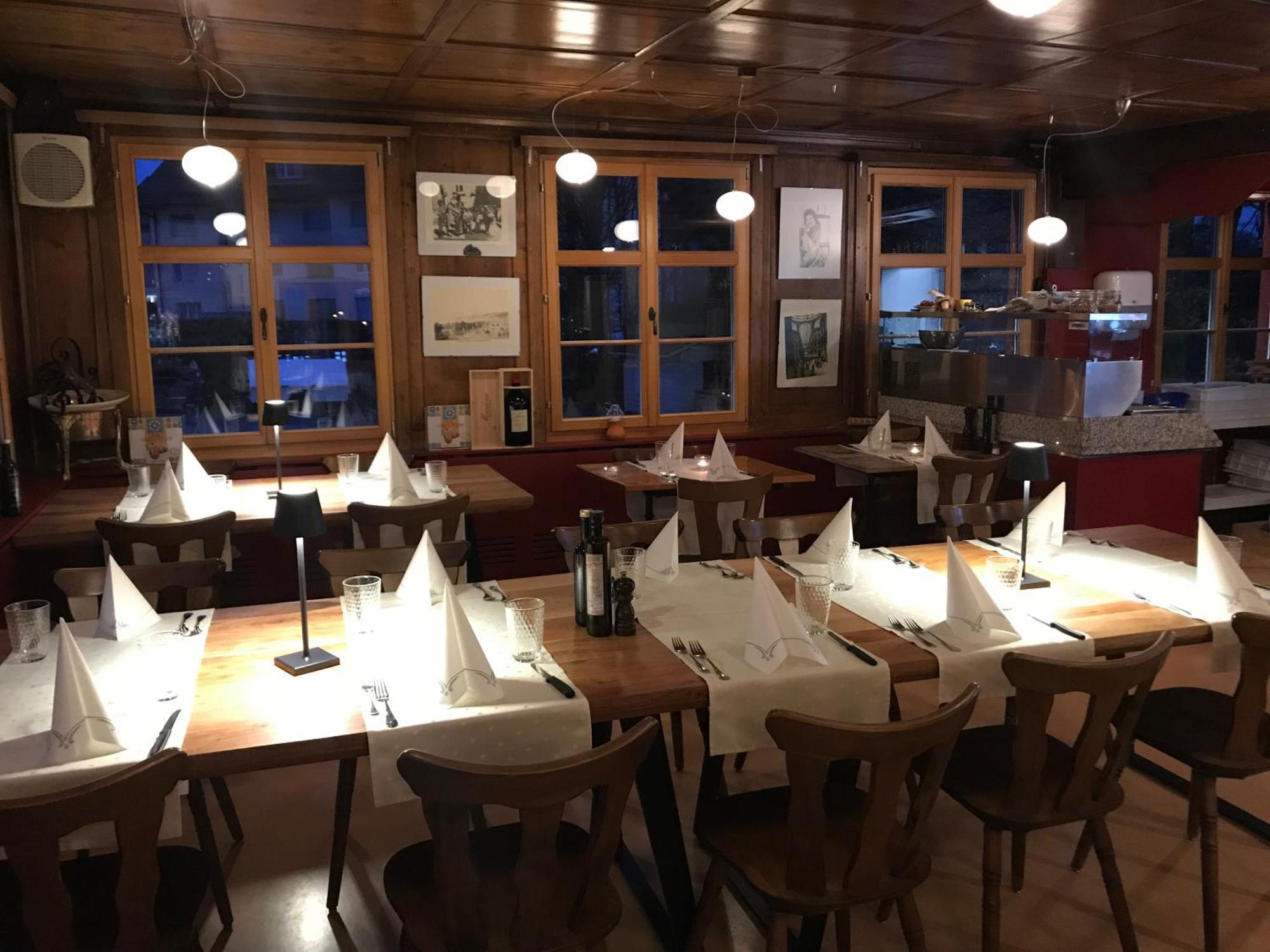 Hotel Restaurant Pizzeria Rotes Haus Münsterlingen Exteriér fotografie